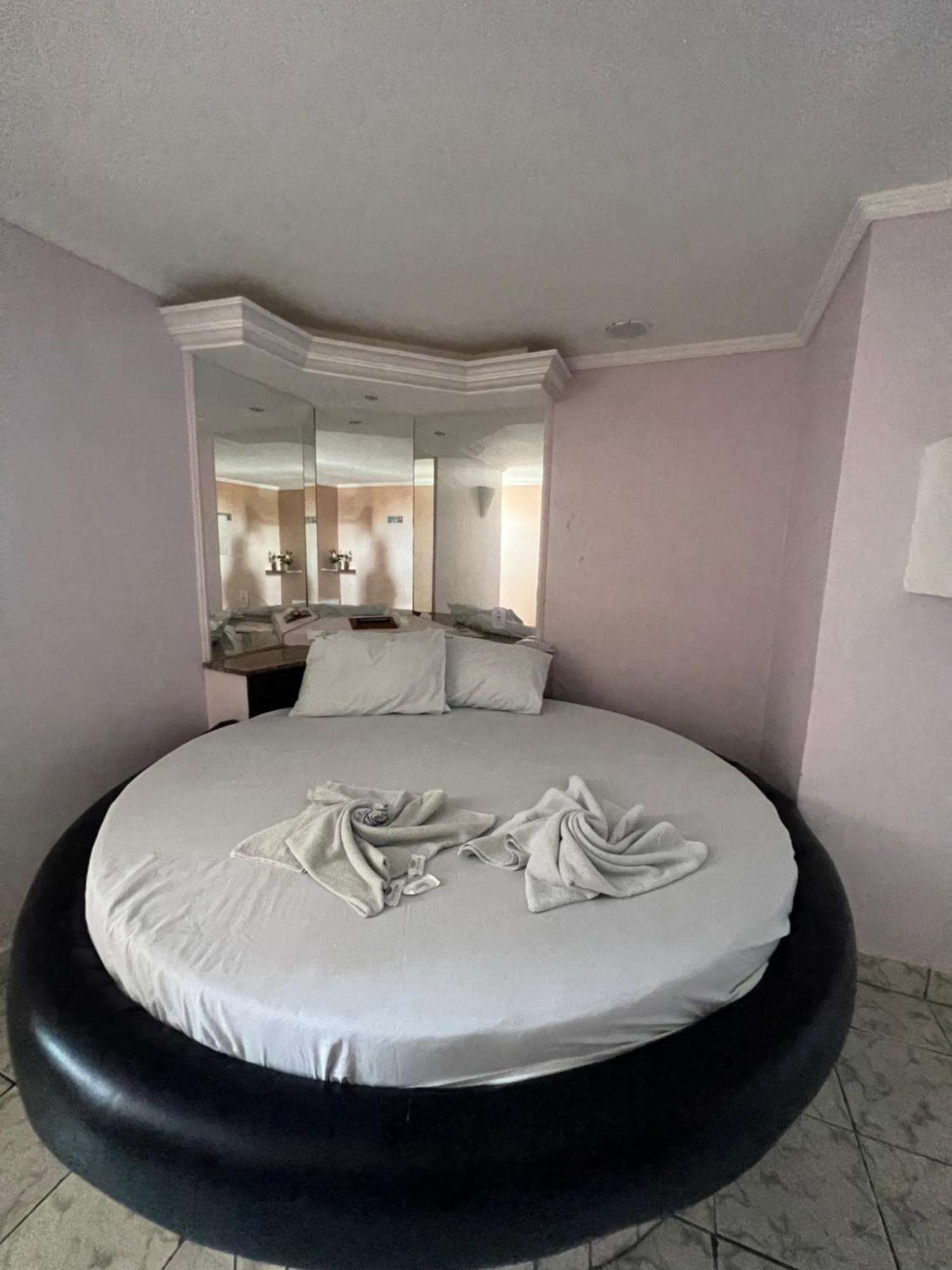 סלבאדור Hotel Paradise מראה חיצוני תמונה