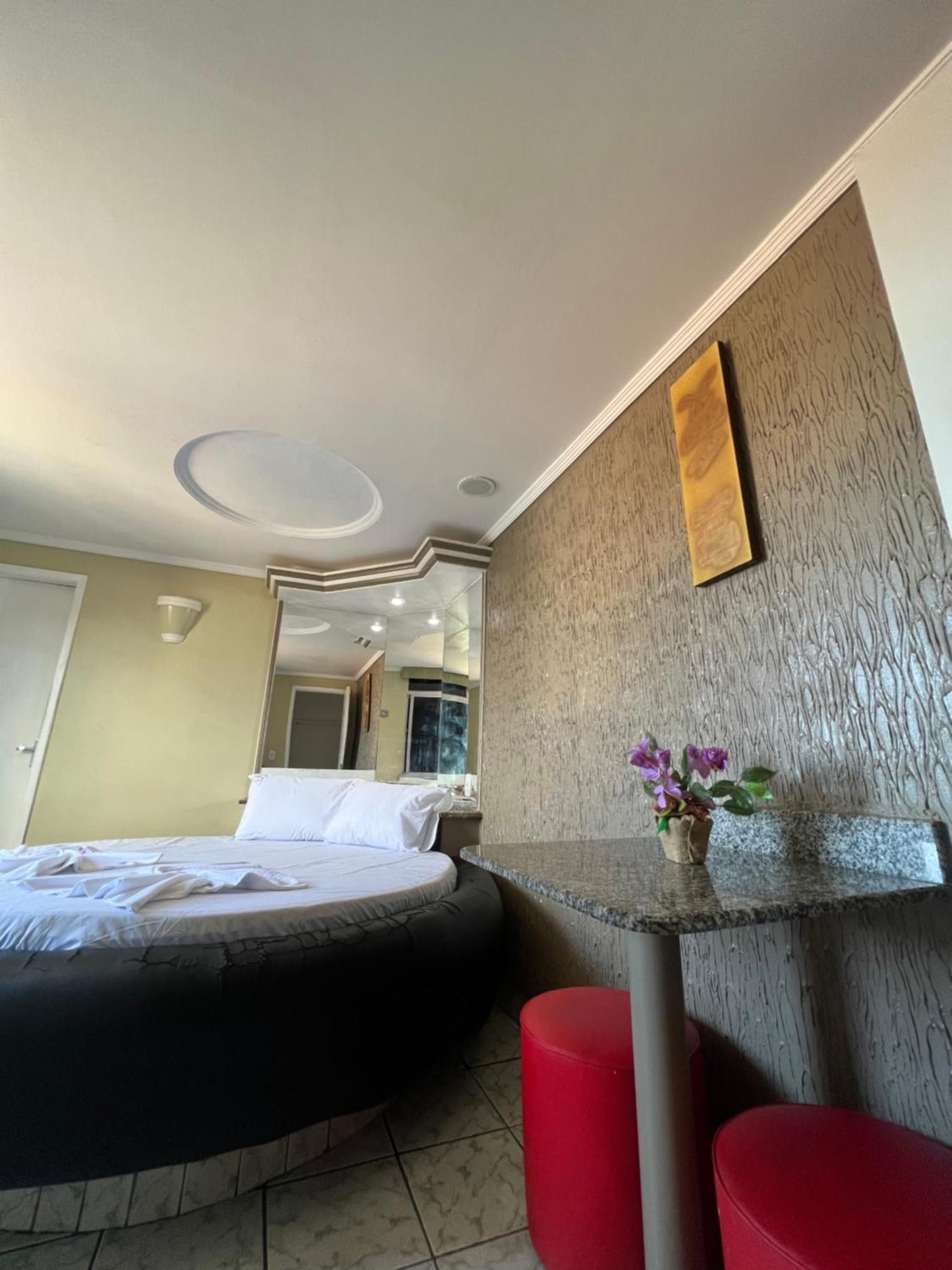 סלבאדור Hotel Paradise מראה חיצוני תמונה