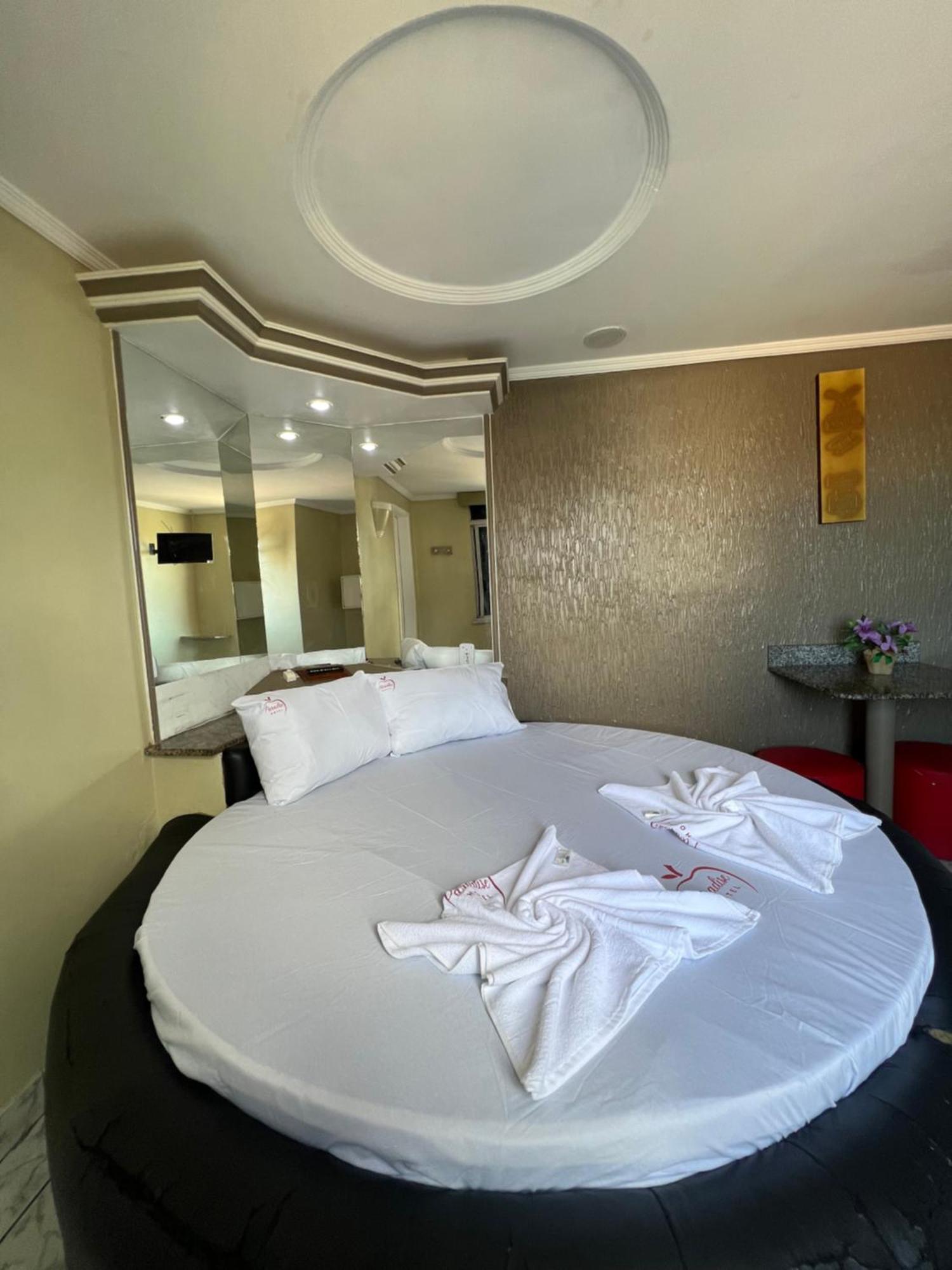 סלבאדור Hotel Paradise מראה חיצוני תמונה